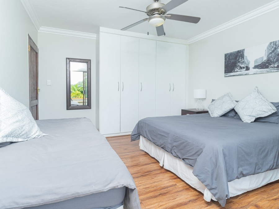 5 Bedroom Property for Sale in Caribbean Beach Club North West